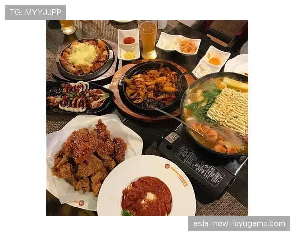 🍕深夜看球绝配：啤酒炸鸡配上熬夜看球，这才是属于真球迷的狂欢夜